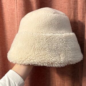 Cozy Cream Bucket Hat